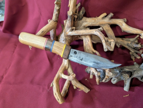 Messer mit Holzgriff 5056